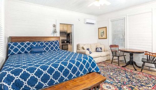 One-Bedroom House