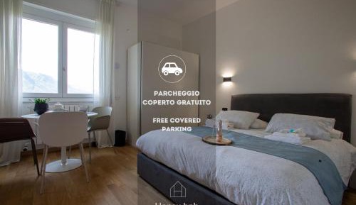 One-Bedroom Apartment with View