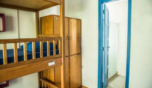 Bed in 6-Bed Female Dormitory Room with air conditioning