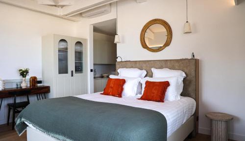 Prestige Suite with Sea View and Jacuzzi