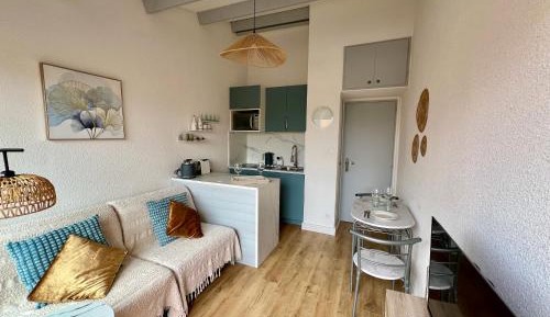 Studio with Balcony