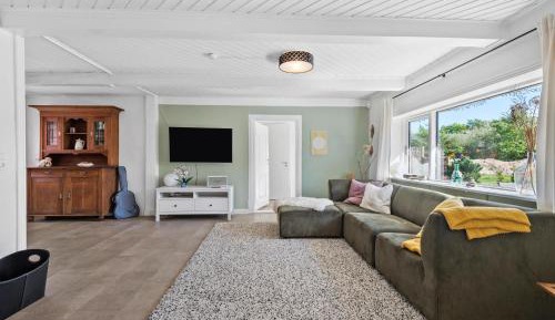 Four-Bedroom Holiday Home