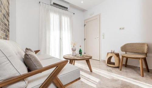 Two-Bedroom Apartment with Balcony and Sea View