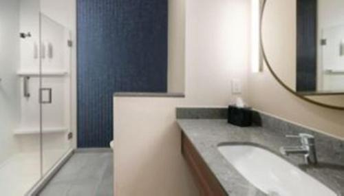 Extended King Suite with Sofa Bed
