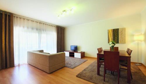 One-Bedroom Family Apartment (2 Adults + 2 Children)