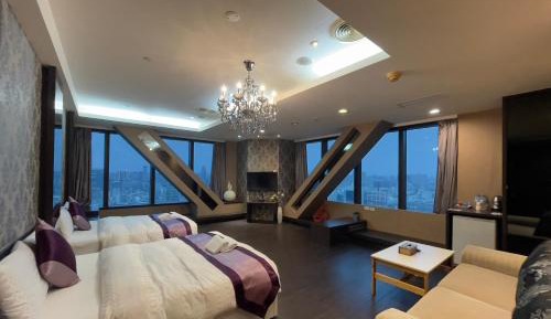 Quadruple Room with City View