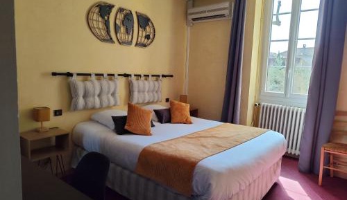 Standard Queen Room