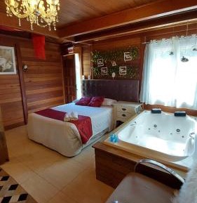 Suite with Spa Bath