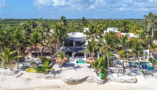 Villa - Beach Front