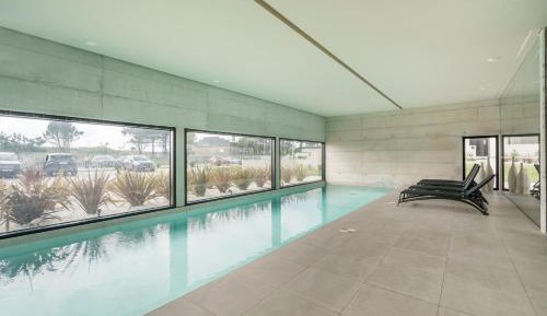 Three-Bedroom Deluxe Apartment