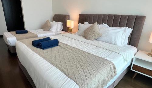 Three-Bedroom Standard Apartment