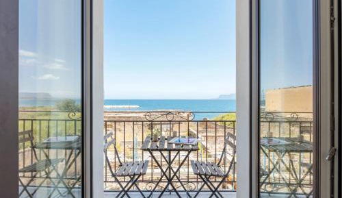 One-Bedroom Apartment with Sea View and Terrace