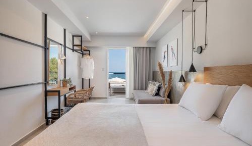 Superior Twin Room with Sea View