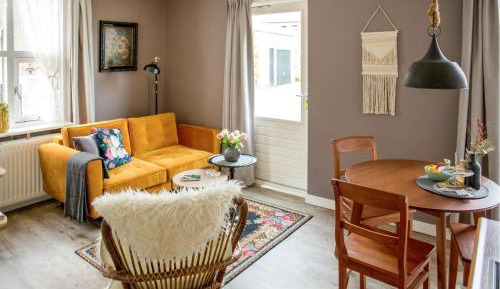 One-Bedroom Holiday Home