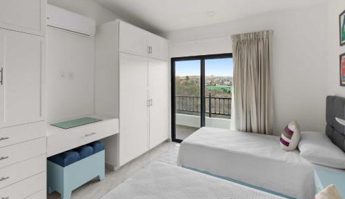 Family Room with Sea View