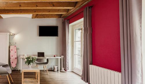 Studio (3 Adults)