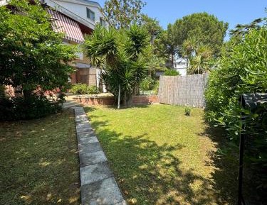 Double or Twin Room with Garden View