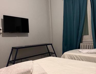 Basic Triple Room
