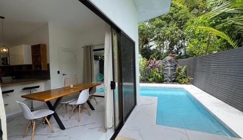 One-Bedroom Deluxe Apartment