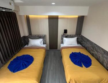 Standard Twin Room