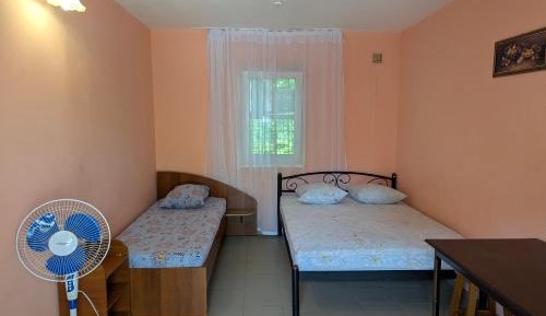 Economy Triple Room with Shared Bathroom