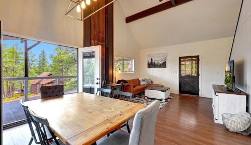 Four-Bedroom Holiday Home
