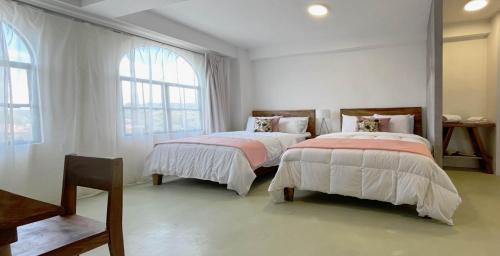 Large Double Room