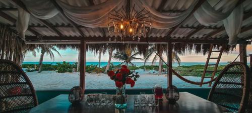 Villa - Beach Front