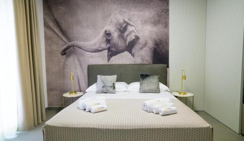 Deluxe Double Room with Shower