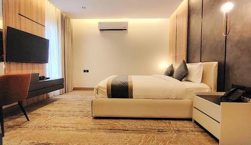 Two-Bedroom Suite