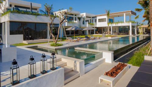 Deluxe Villa