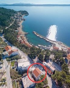 Studio Apartment with Sea View