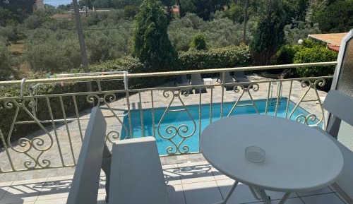Studio Apartment with Sea View
