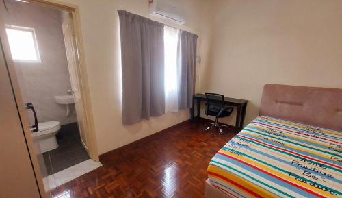 Double Room with Private Bathroom