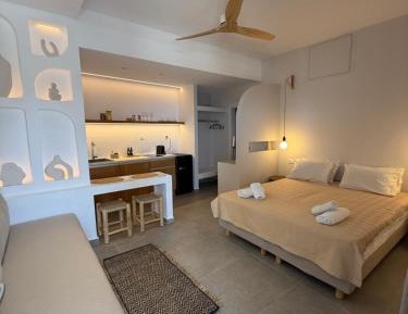 Superior Triple Room with Sea View