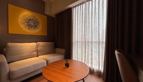 Apartment with City View