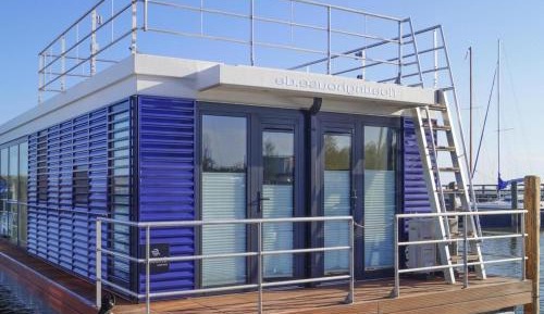 Two-Bedroom House Boat