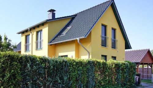Three-Bedroom Holiday Home 