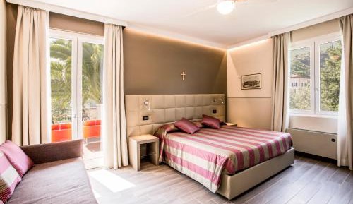 Suite with Balcony