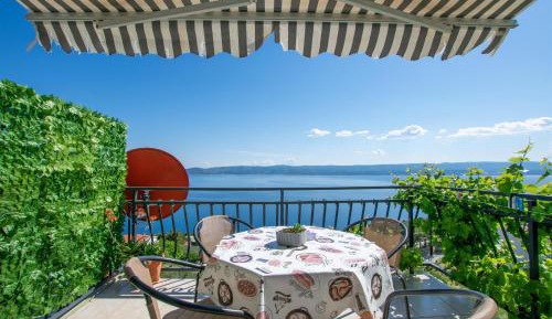 Studio with Sea View