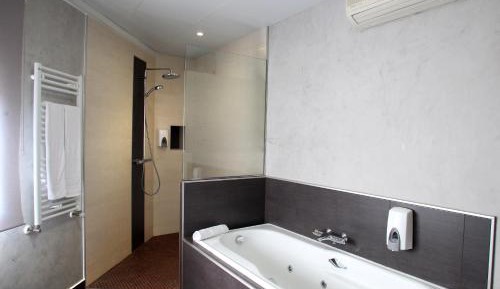 Superior Double Room with Hot Tub