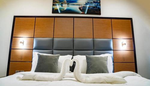 Three-Bedroom Premium Apartment