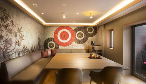 One-Bedroom Apartment with Garden
