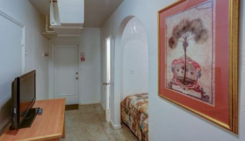 Small Single Room