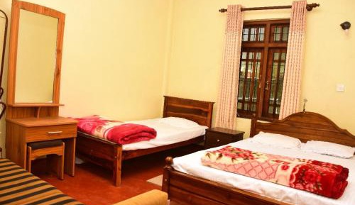 Double Room with Shared Bathroom