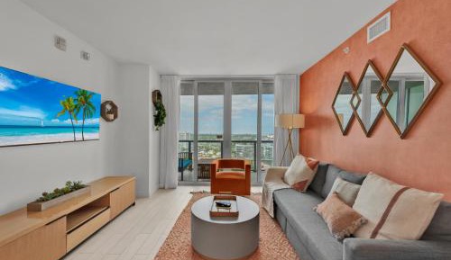 Two-Bedroom Apartment with Balcony and Sea View