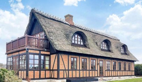 Four-Bedroom Holiday Home
