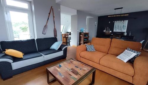 Holiday Home (6 Adults)