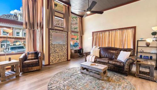 One-Bedroom Holiday Home