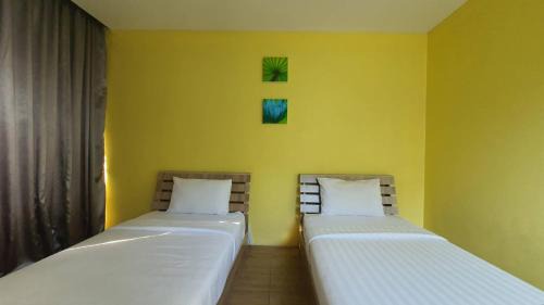 Twin Room with Balcony